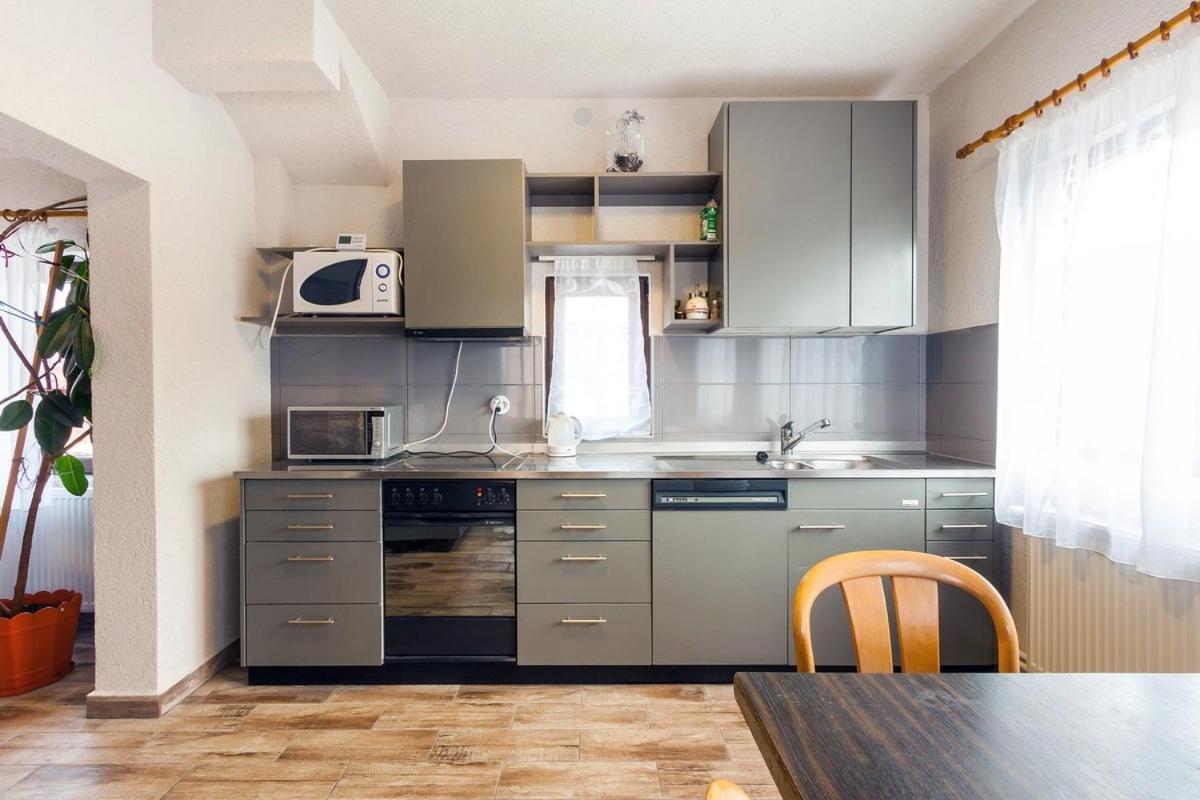Vila Eross Kulcsoshaz Lăzarea Exteriér fotografie