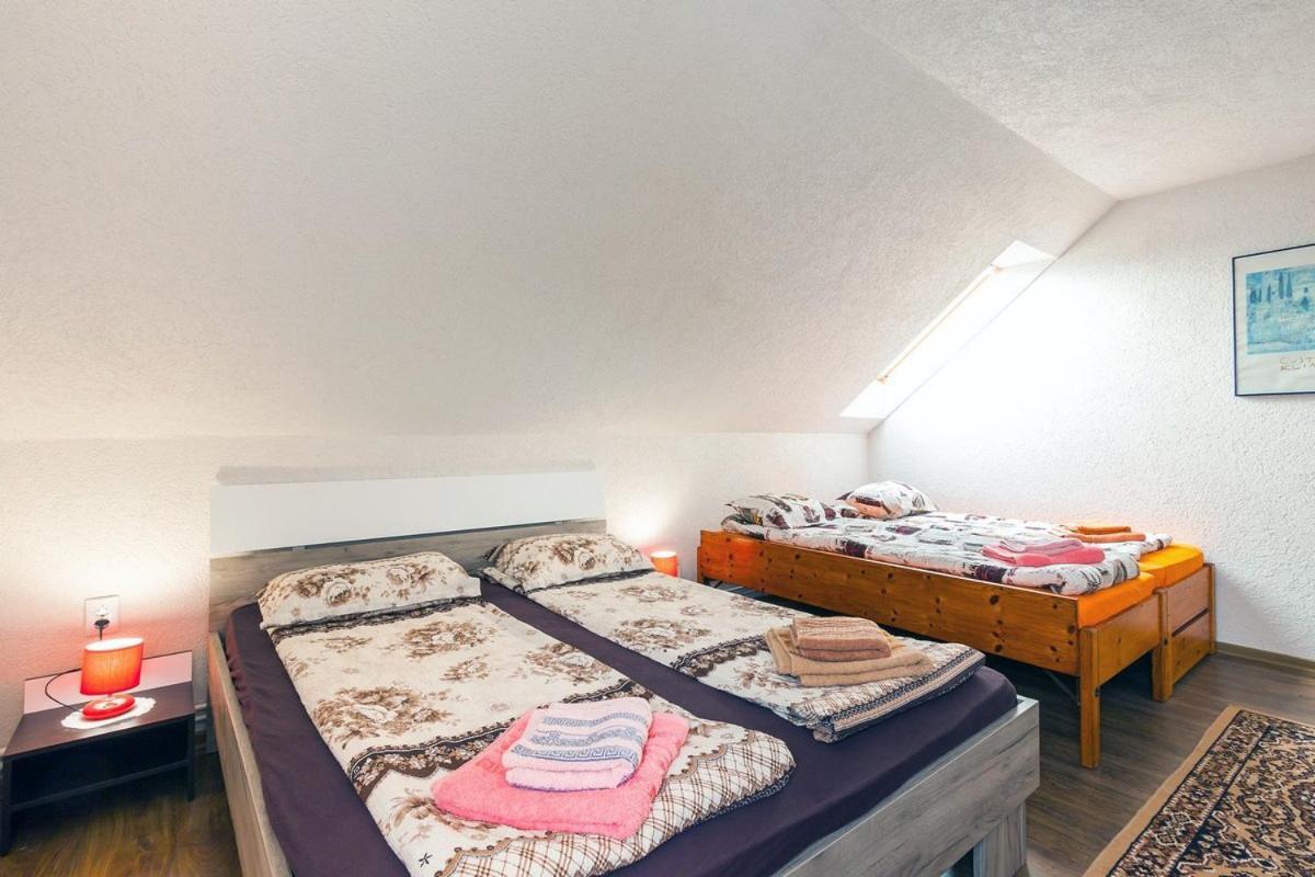 Vila Eross Kulcsoshaz Lăzarea Exteriér fotografie