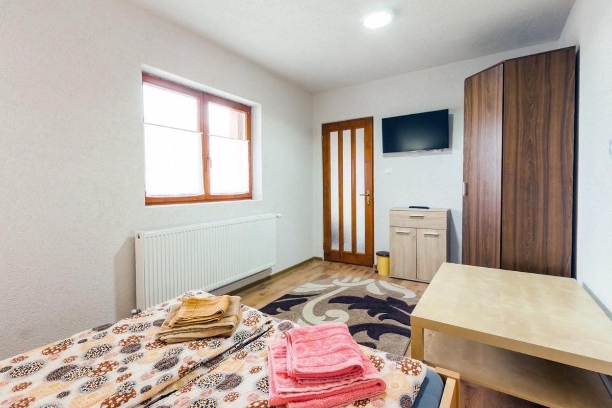 Vila Eross Kulcsoshaz Lăzarea Exteriér fotografie