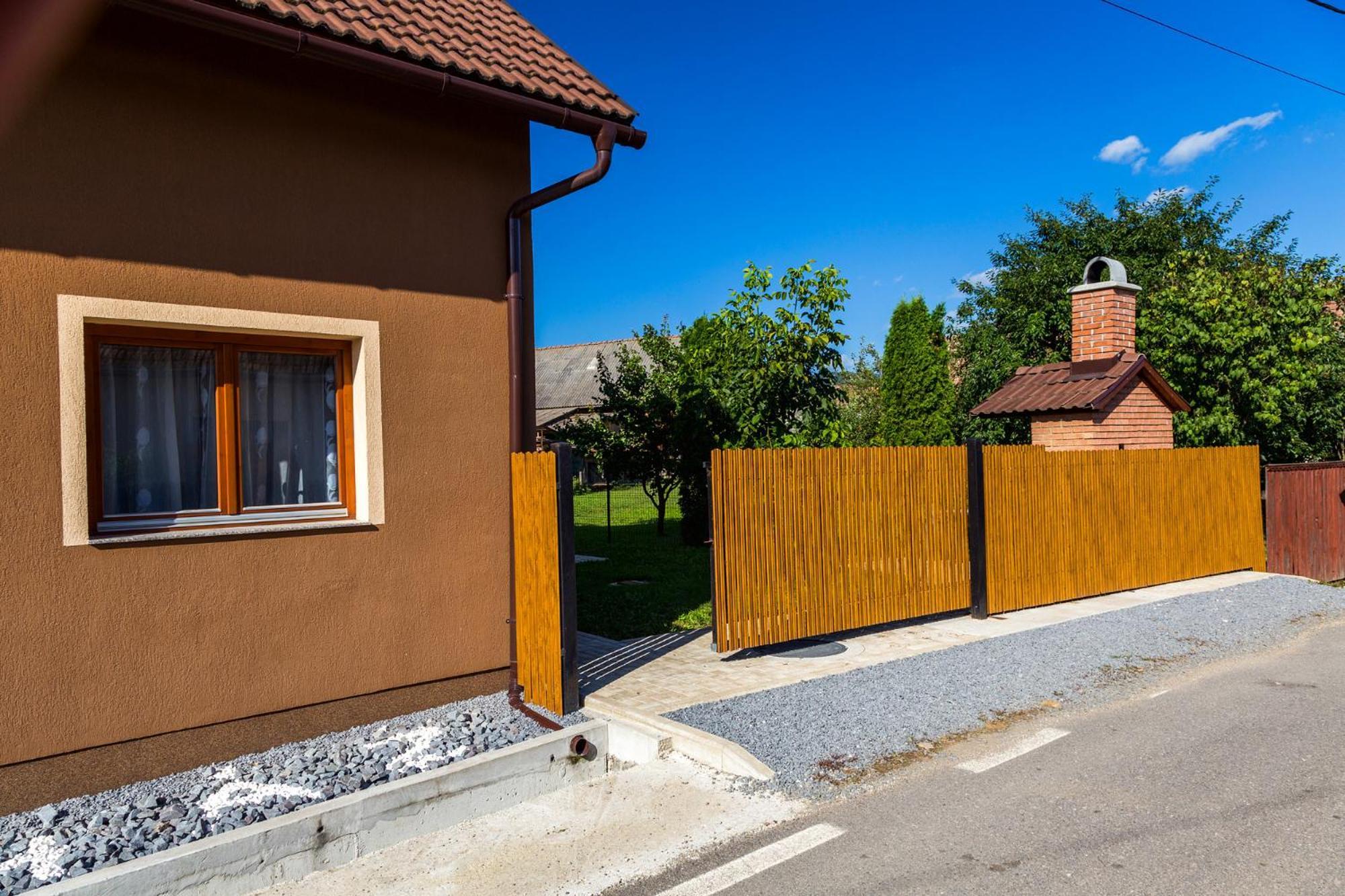 Vila Eross Kulcsoshaz Lăzarea Exteriér fotografie