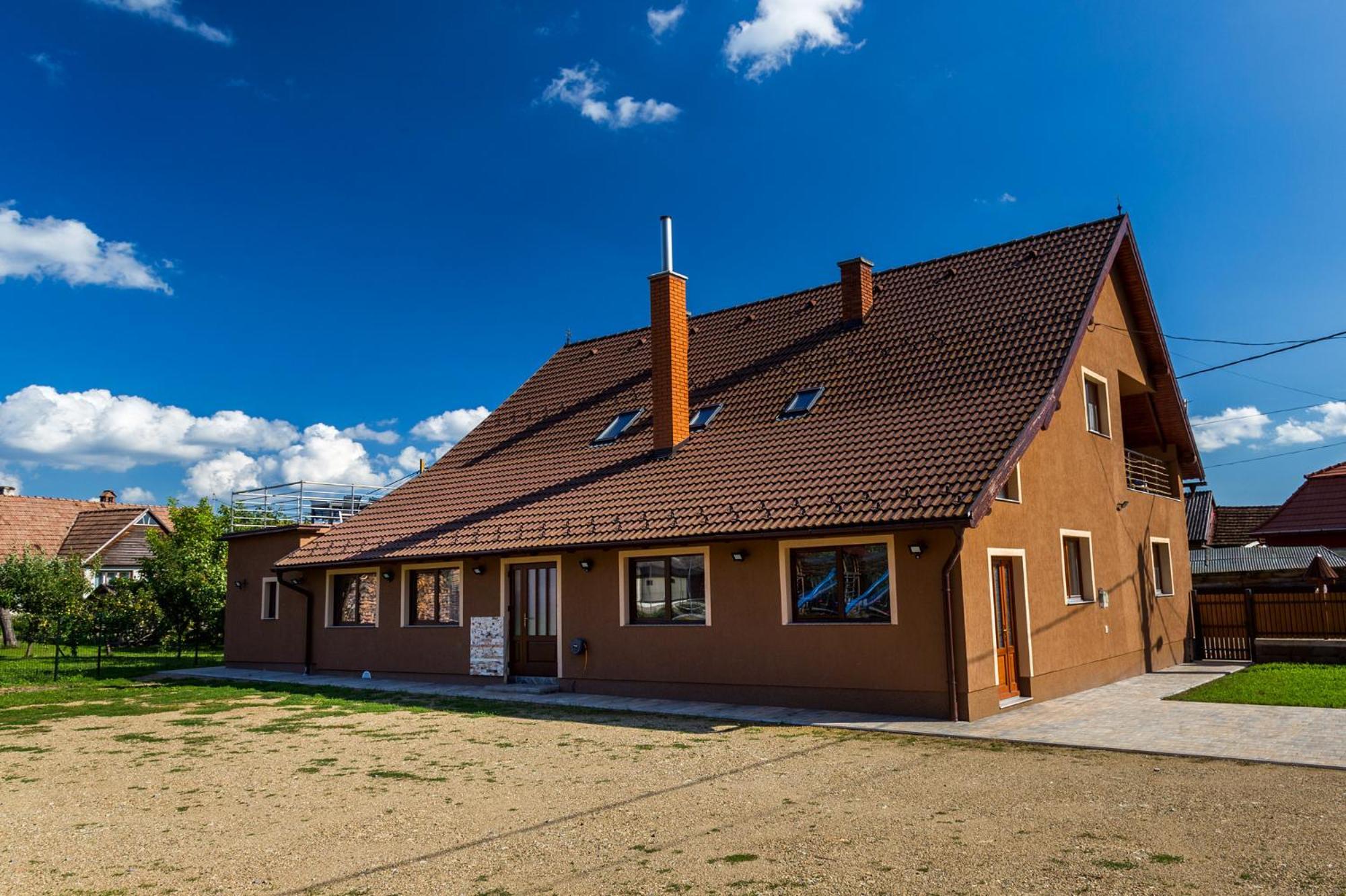 Vila Eross Kulcsoshaz Lăzarea Exteriér fotografie